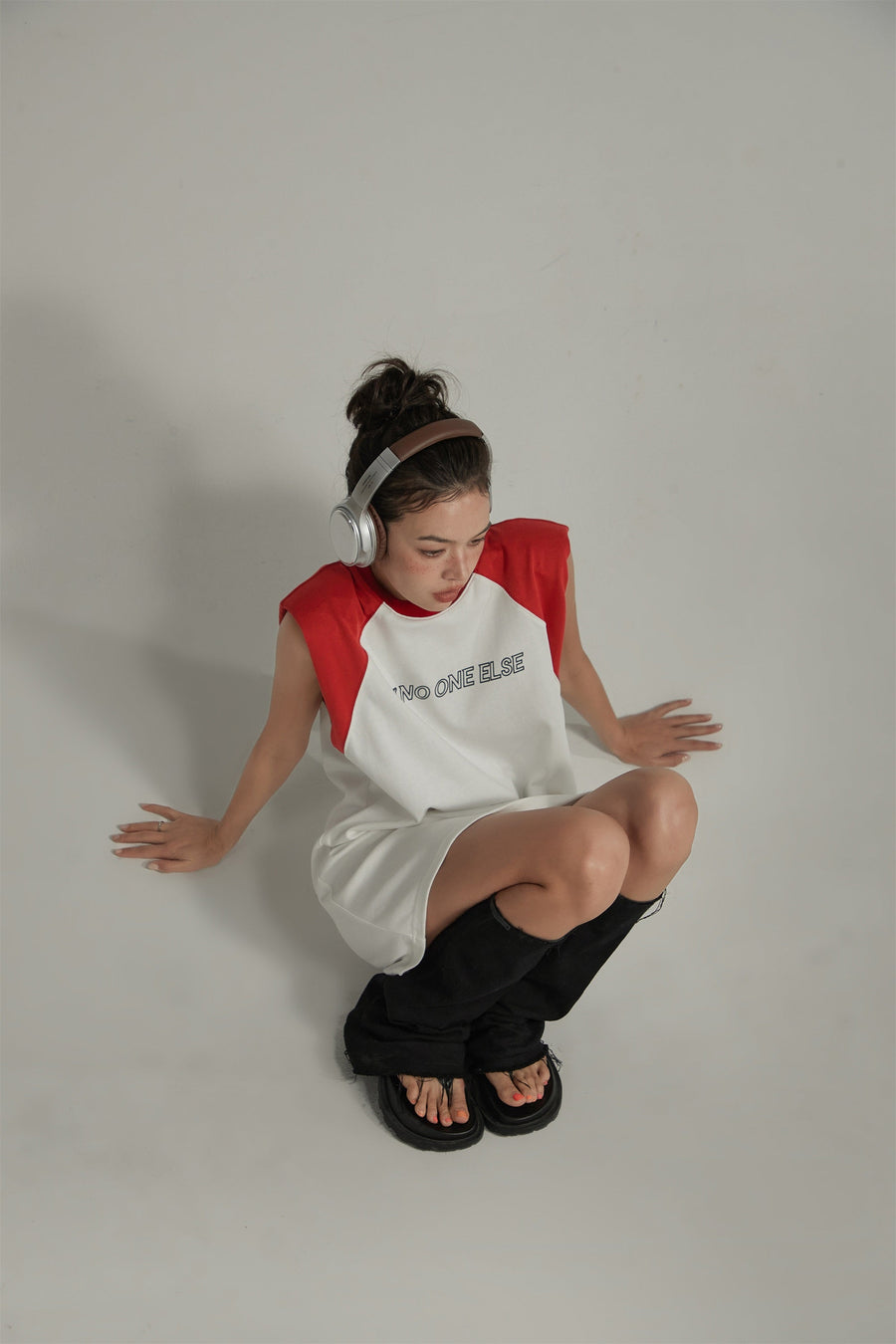 CHUU Noe Raglan Sleeveless Mini T-Shirt