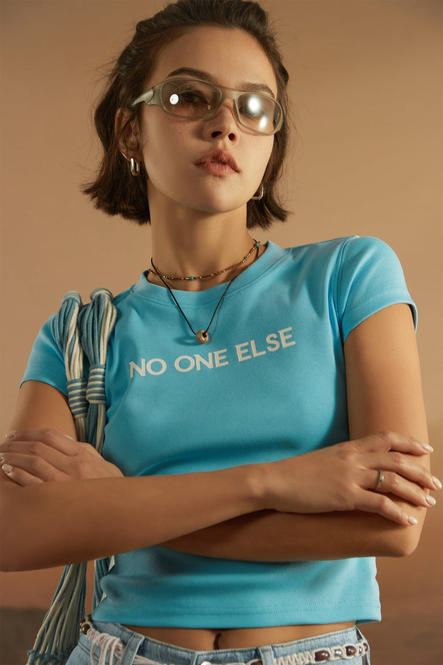 CHUU Colored Cropped T-Shirt