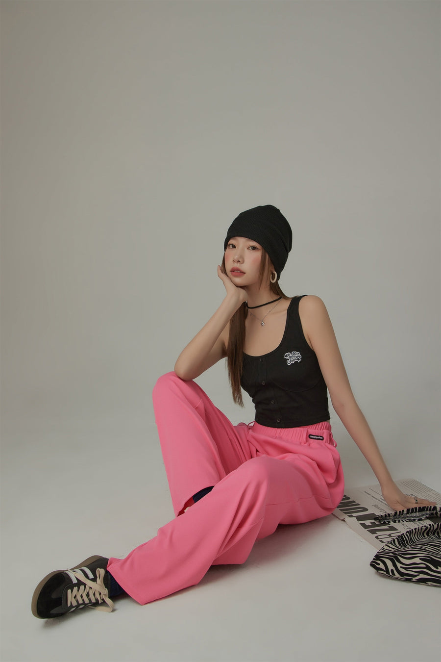 CHUU Banding Loose Fit Slit Daily Pants
