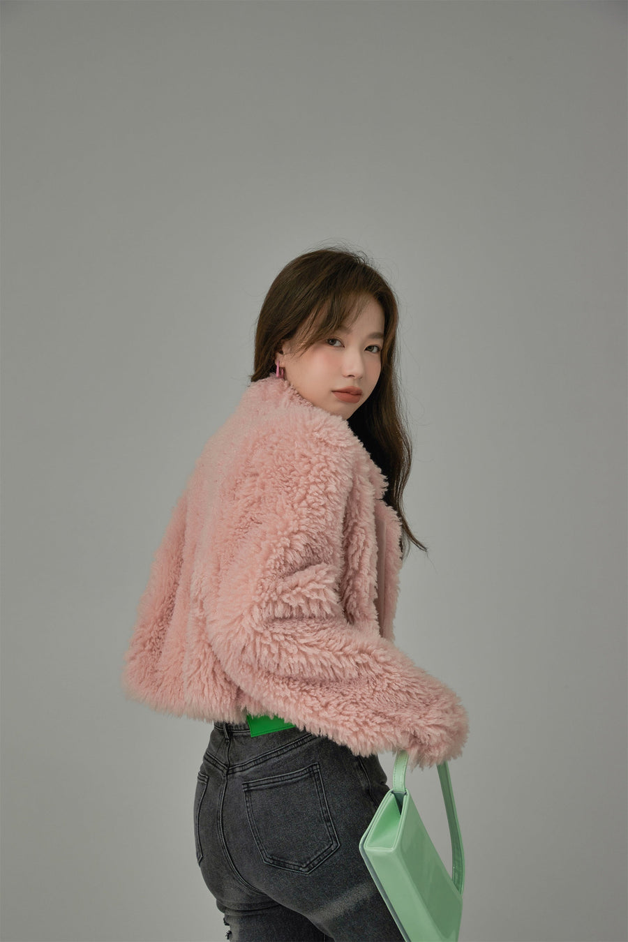 CHUU Soft Girl Life Collar Fleece Jacket