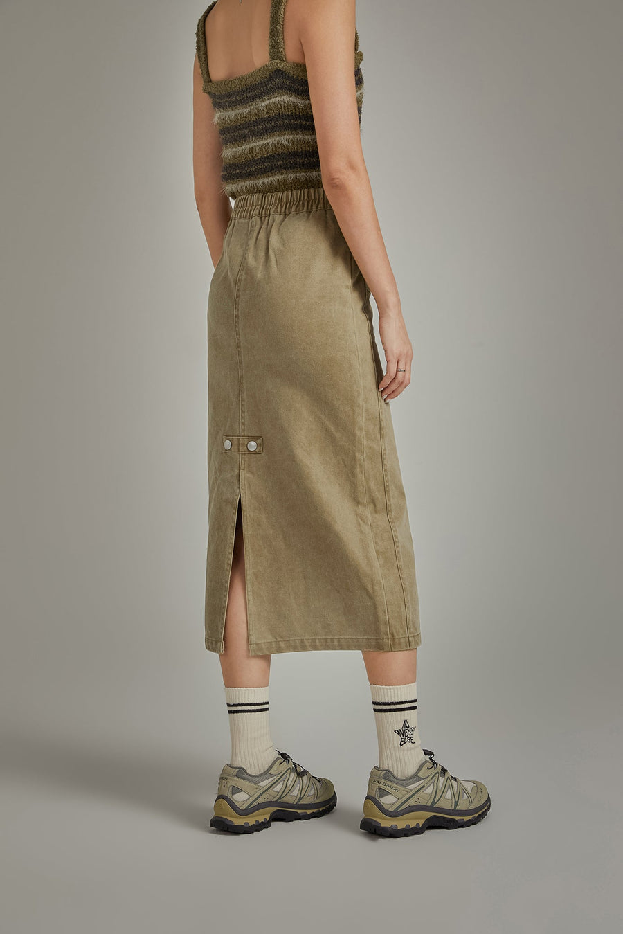 Back Elastic Slit Long Skirt
