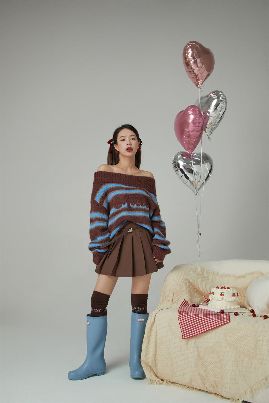 CHUU Loving You Two-Ways Stripe Knit Sweater