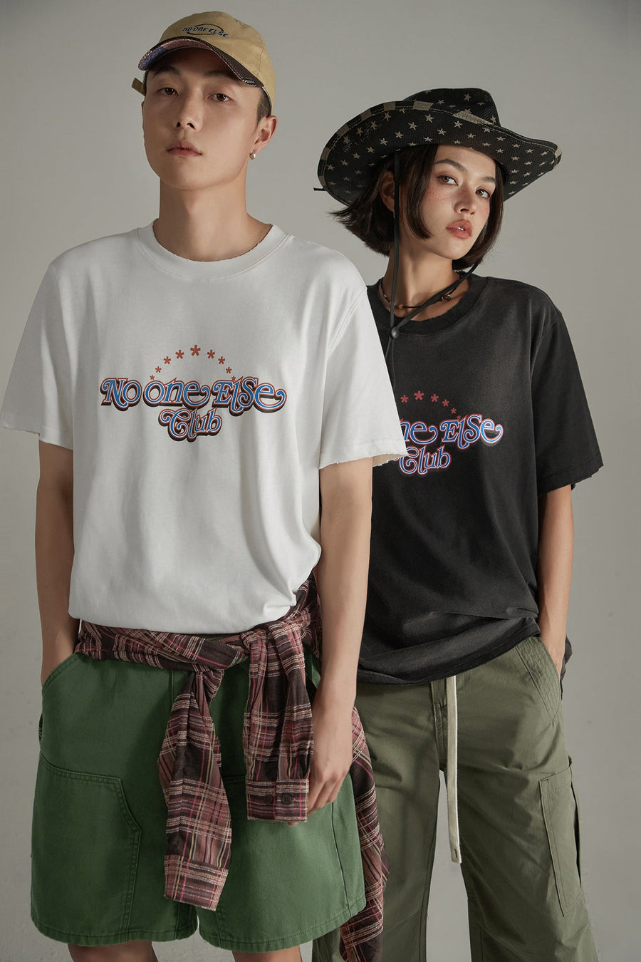 CHUU Noe Stars Printed Boxy Short Sleeve T-Shirt